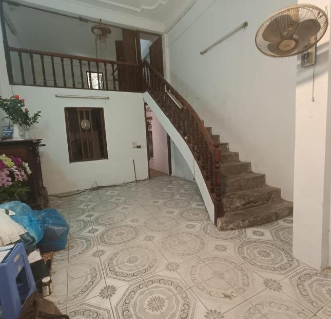Hàng Bột - Đống Đa,60m2 x 3 tầng,giá 4.5 tỷ