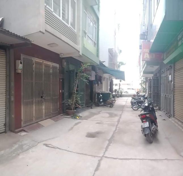 Hiếm!!! Rẻ, Đẹp, Giang Văn Minh, Ba Đình 38m2, 5 tầng, Giá: 8 tỷ, LH 0354810072 