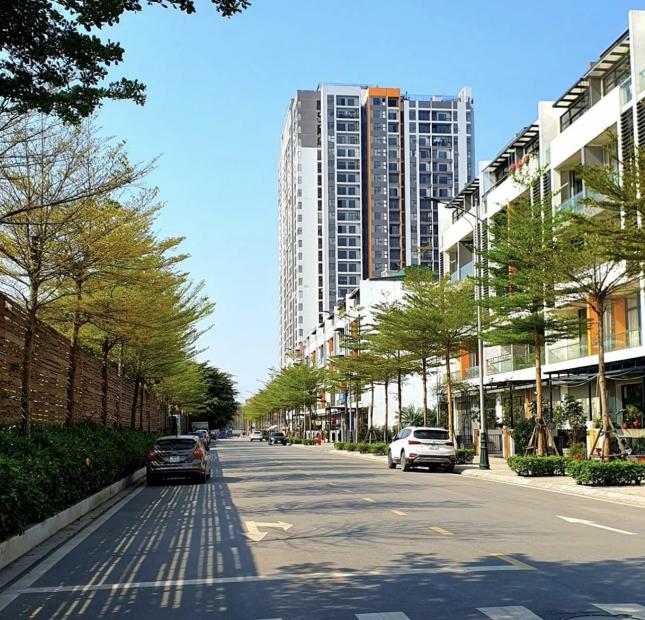Bán căn hộ chung cư trung tâm Long Biên, Bình Minh Garden, nhận nhà ở ngay, ck 25%, chỉ với 2,7 tỷ