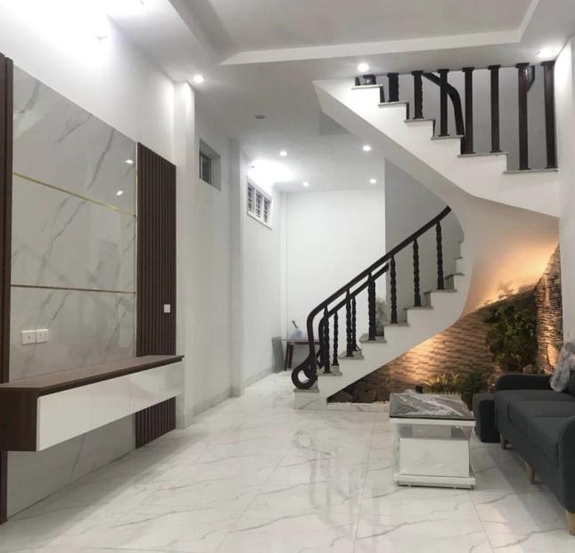 140m 3 Phòng Ngủ Chung Cư Mới Cực Đẹp. Tặng Toàn Bộ Nội Thất Nhập Khẩu. Tiện Ích Ngập Tràn. Chủ