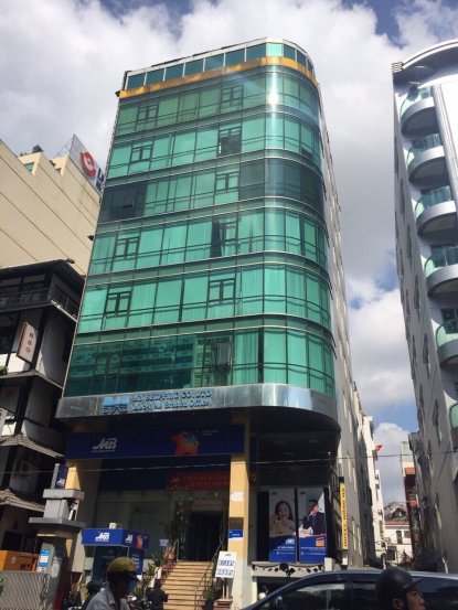 Building Quận Phú Nhuận 8x20 + 6 tầng, đường Trần Huy Liệu