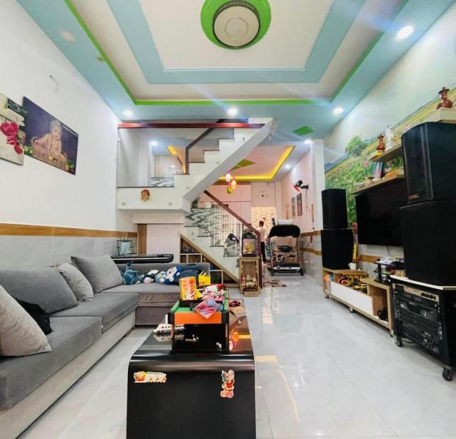 Cần bán nhà Phạm Văn Bạch, hẻm xe hơi, 2 tầng BTCT, 4tỷ55
