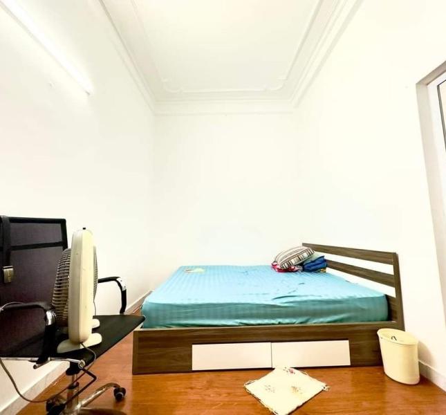 Bán nhà LÔ GÓC phố Hạ Đình, Thanh Xuân, 40m, mặt tiền 5m 3 mặt thoáng, ngõ thông,  gần phố nhỉnh 3