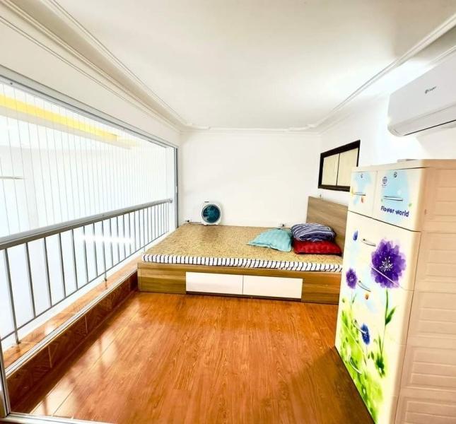 Bán nhà LÔ GÓC phố Hạ Đình, Thanh Xuân, 40m, mặt tiền 5m 3 mặt thoáng, ngõ thông,  gần phố nhỉnh 3