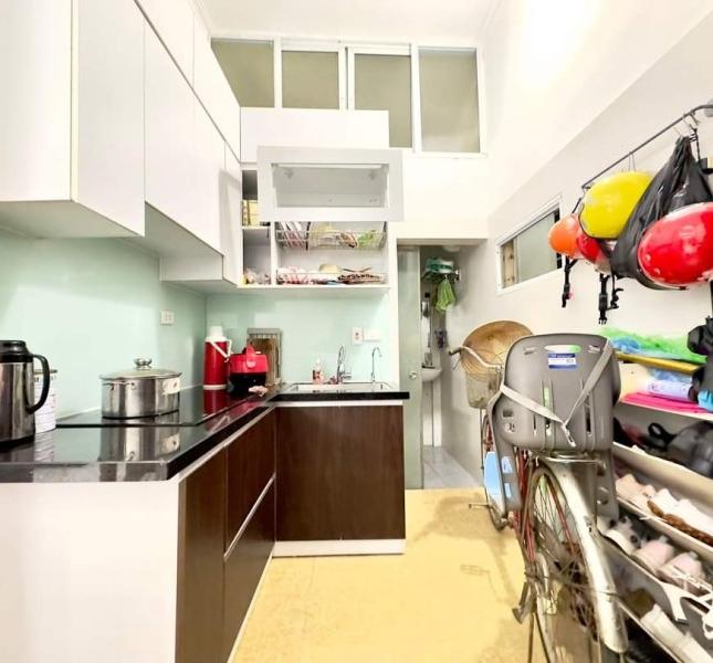 Bán nhà LÔ GÓC phố Hạ Đình, Thanh Xuân, 40m, mặt tiền 5m 3 mặt thoáng, ngõ thông,  gần phố nhỉnh 3