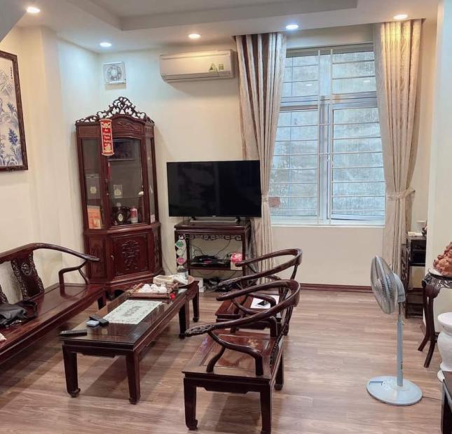 Bán nhà 5 tầng PL, Ô tô, Lô Góc phố Phương Liệt, DT 45m, giá 7.6 tỷ