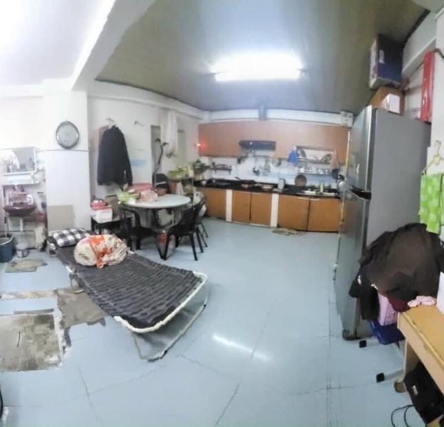BÁN NHÀ GẤP HẺM NHỰA 6M 64m2 4m x 16m 3 tầng CMT8 P13 Q 10 giá 8,1 TỶ