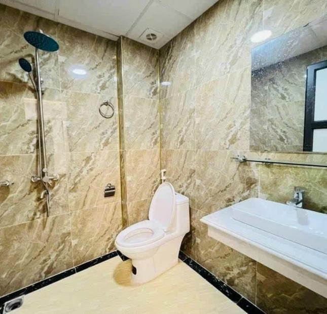 Bán Nhà Phúc Lợi, Long Biên 5T, 33m2 chỉ 2,7 tỷ (Tặng Nội Thất)