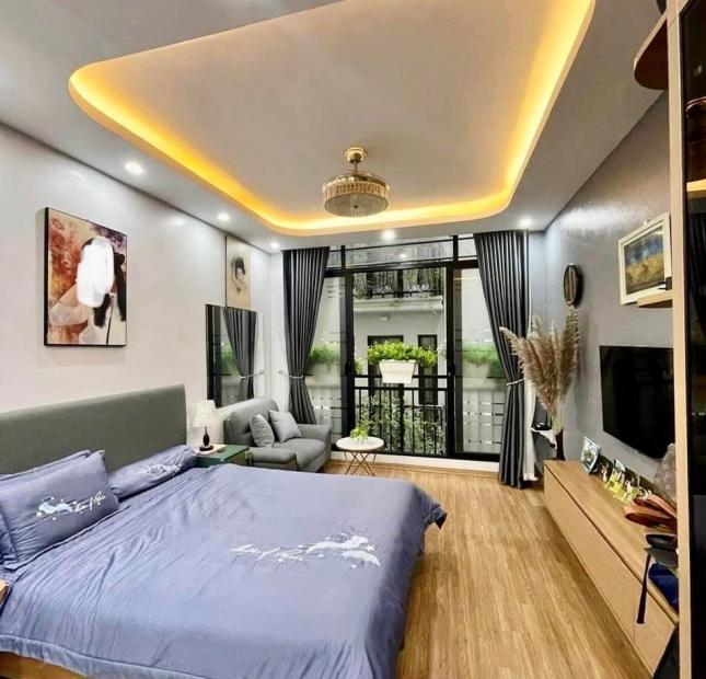 BÁN GẤP - PHỐ DỊCH VỌNG - 39Mx5TẦNG NHÀ ĐẸP- Ô TÔ, KINH DOANH 4,3 TỶ