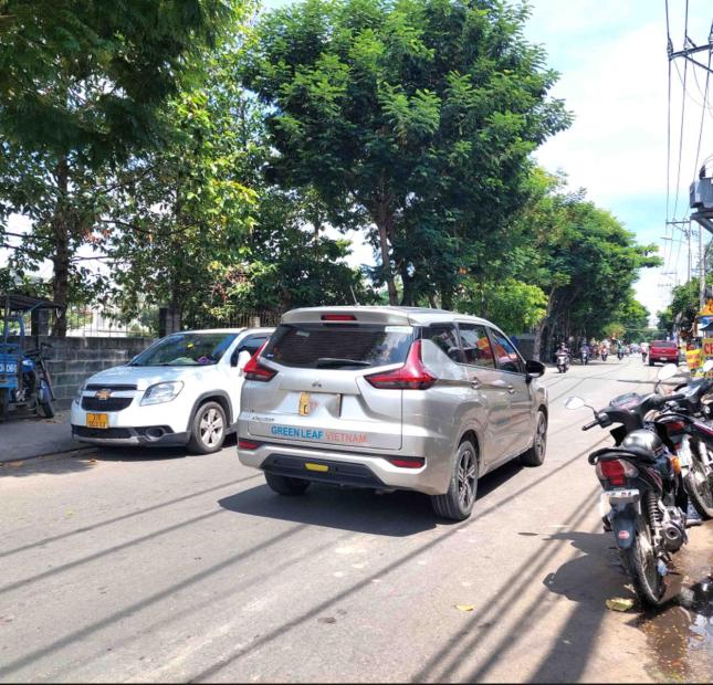 Bán Gấp Nhà Gần Làng Đại Học, Thủ Đức, 80m2, Chỉ 3.X Tỷ SIÊU NGON
