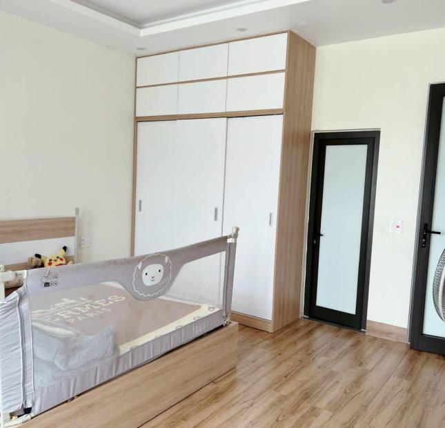 BÁN NHÀ 3.5 TẦNG KHU ĐẦU GỀNH HÀ KHÁNH A. DT:75M2,MT:5M.VIEW BIỂN !!!