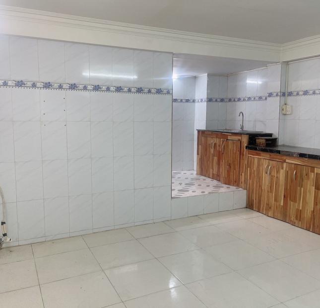 Bán nhà giá rẻ Đường Phạm Thế Hiển, Quận 8,  Hồ Chí Minh 2L 3PN  giá 4.4 tỷ Tỷ