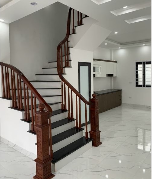 3 tỷ 3 có ngay nhà 4 tầng x 46 m2 tại Di Trạch ngõ nông vị trí siêu đẹp cách đường vành đai 3.5