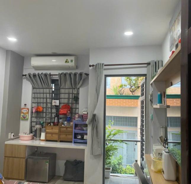  Nhà trong hẻm Hàng Kín Mới ra - đường Nguyễn Kim , P.6 - 3,6x10m- 4 tầng +full nội thất.
