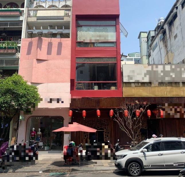 Bán gấp nhà mt chính chủ Nguyễn Trãi, Quận 1, dt 4x20m, nhà 3 lầu, giá 62 tỷ tl 