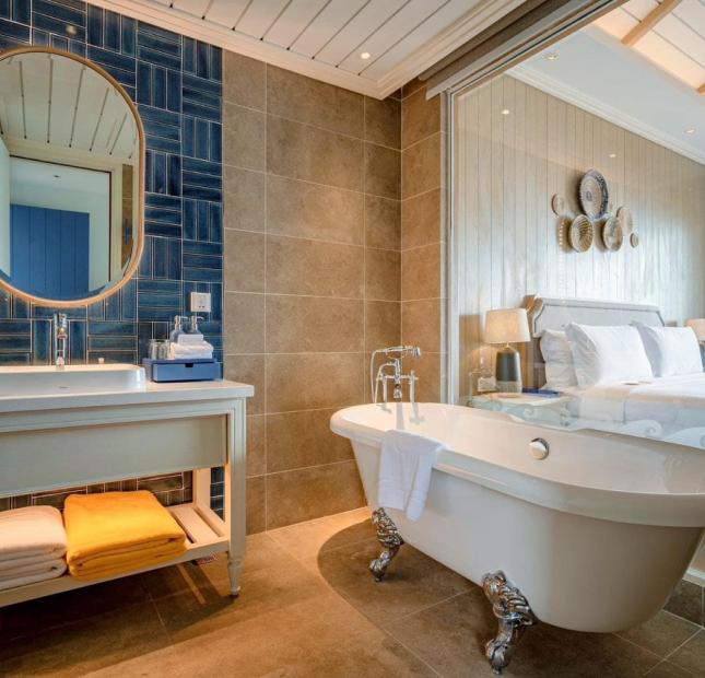 Cần tiền bán gấp biệt thự Centara Mũi Né Villa 3 phòng ngủ view biển, có hồ bơi