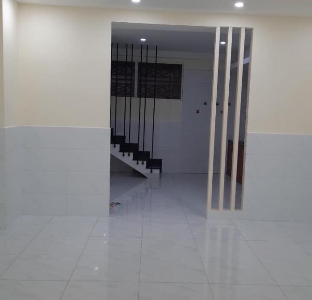 Bán nhà 3 tầng, HXH thông, sổ A4, Trần Quang Diệu, Q3, TN 18 tr/th, 3PN, 3WC, 68m2, 8.5 tỷ