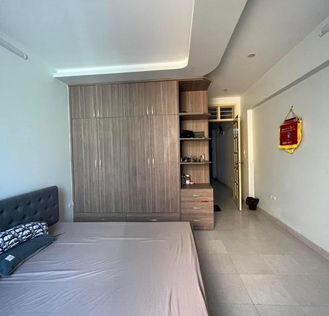 BÁN GẤP NHÀ ĐẸP NGAY NGÃ TƯ- TRẦN ĐẠI NGHĨA - ĐẠI LA - HAI BÀ TRƯNG 76m 5 TẦNG GIÁ 7,5 TỶ