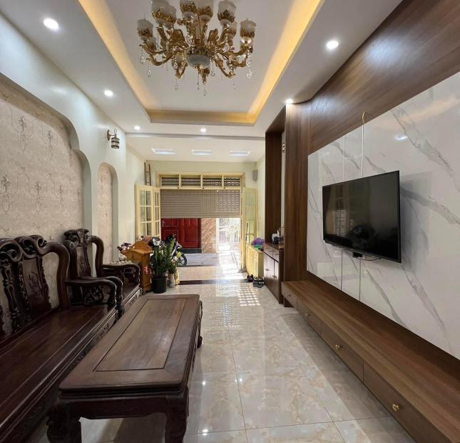 BÁN GẤP NHÀ ĐẸP NGAY NGÃ TƯ- TRẦN ĐẠI NGHĨA - ĐẠI LA - HAI BÀ TRƯNG 76m 5 TẦNG GIÁ 7,5 TỶ