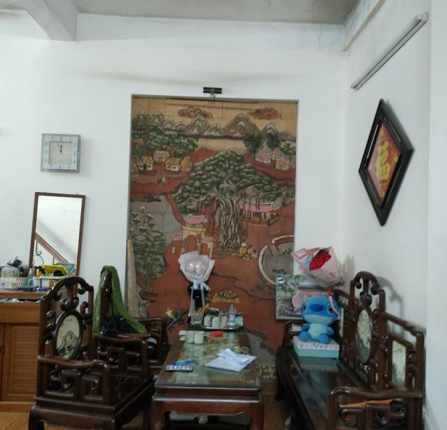 Bán gấp giá quá rẻ chung cư mini Tôn Thất Tùng 47m, tầng 5, mặt tiền 3.3m, 650 triệu Đống Đa.