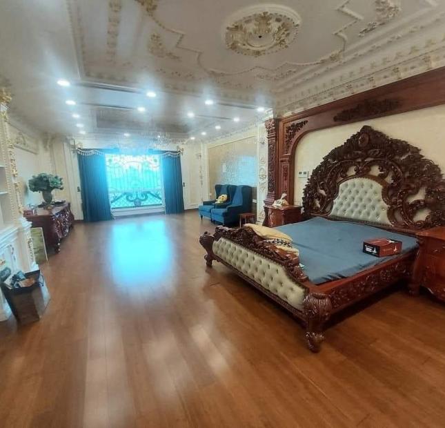 Vỡ nợ bán gấp. Mặt phố Quang Trung 150m2x4T, MT7m chỉ 20 tỷ