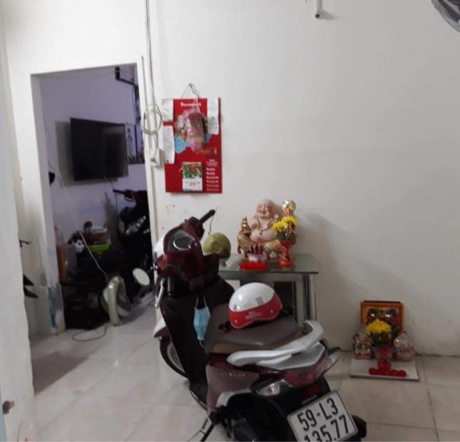 Bán nhà ba đình p10 q8 dt 43m2 ngang 3,7m dài 13m  2 tầng 3tỷ250