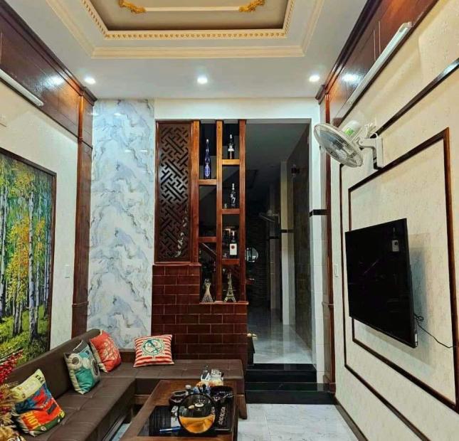 Bán Nhà Hẻm Phạm Ngũ Lão P. Lê Hồng Phong Quy Nhơn , 69m2 , 3 mê , Giá 3 Tỷ