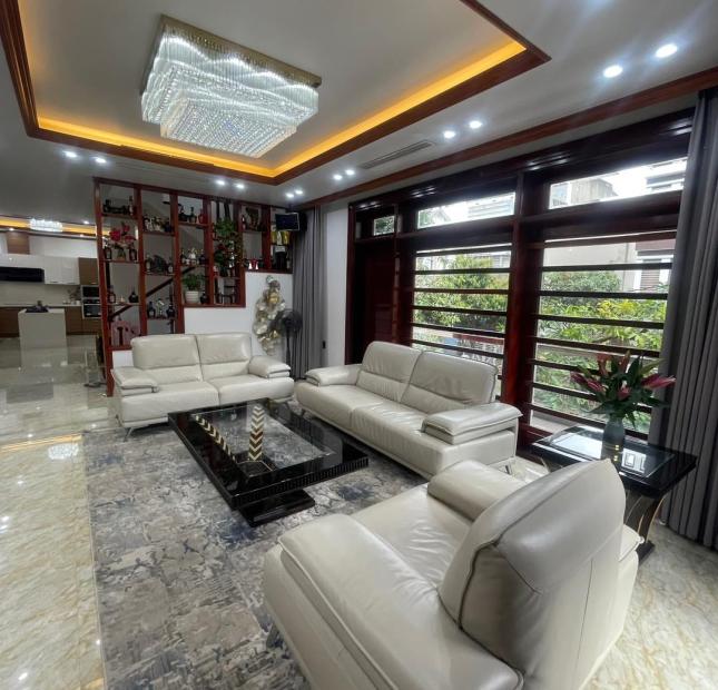 BÁN NHÀ 5 TẦNG Ô GÓC CỘT 5,8 MỞ RỘNG SIÊU ĐẸP. DT:144M2,MT:6.2M.H.ĐN+ĐB