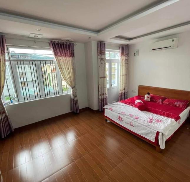 BÁN NHÀ 5 TẦNG KĐT CỘT 5,P.HỒNG HÀ,HẠ LONG. DT: 77.75M2,MT:6M !!!