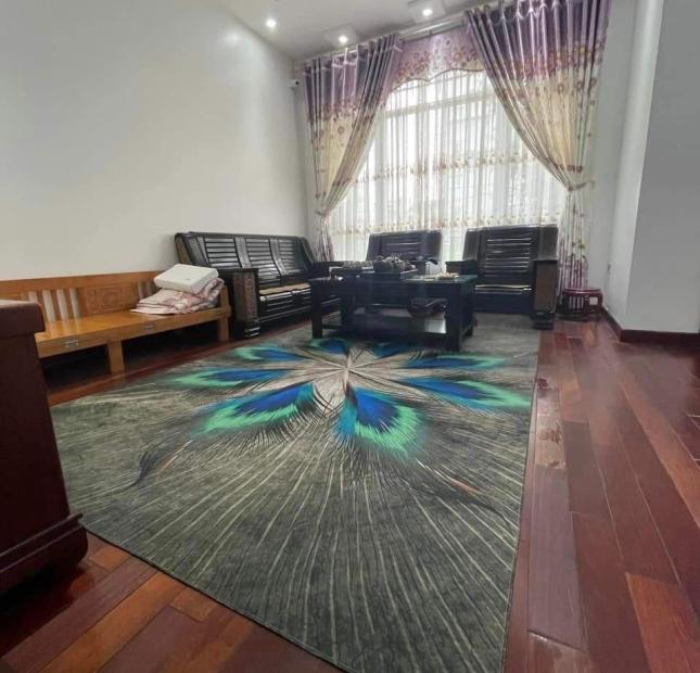 BÁN NHÀ 5 TẦNG KĐT CỘT 5,P.HỒNG HÀ,HẠ LONG. DT: 77.75M2,MT:6M !!!