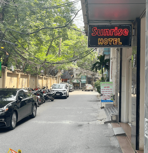 Bán nhà riêng tại Đường Vũ Ngọc Phan, Đống Đa,  Hà Nội diện tích 67.5m2  giá 16 Tỷ
