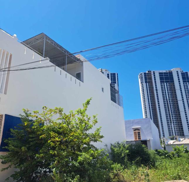BÁN lô đất quá rẻ-42tr/1m2-82m2-mặt tiền-hòn xện-vĩnh hòa-cách Phạm văn Đồng 50m.