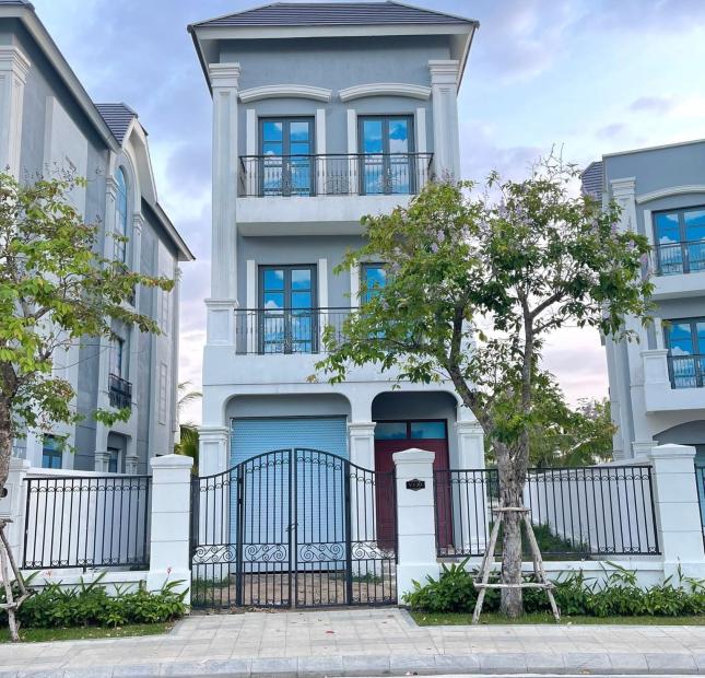 Sở hữu villa cách trạm Metro 5', villa ven hồ siêu đẹp thanh toán chỉ 25%