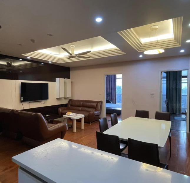 ĐẸP ĐỘC ! Bán chung cư Tòa Eurowindow Multi Complex 27 Trần Duy Hưng 100m 2PN Tặng nội thất hơn 1 ty giá 4.x ty CG