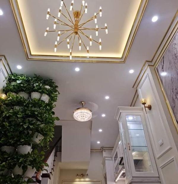 CHỦ MỚI KÝ GỬI  bán căn nhà  Chiến Lược DT 52m2 ,6,5 TỶ ,giảm sâu nhính 4 tỷ , kế bênh Quận Quân