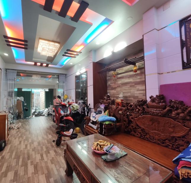 Bán nhà Mễ Cốc,P15,Quận 8 , 110m2 1 trệt, 3 lầu,sân thượng. chỉ 5 tỷ4