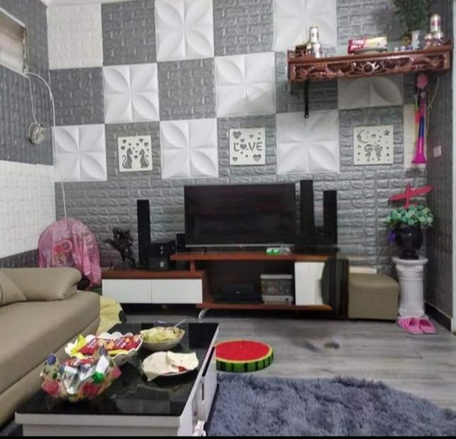 Bán nhà Văn Hương, Đống Đa 50m² 2 ngủ, 1,55 tỷ, nhà đẹp về ở luôn