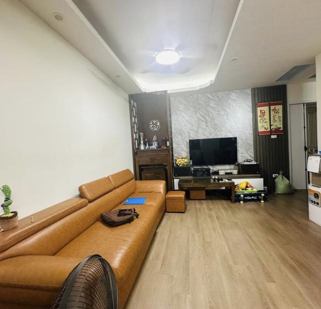  ĐẸP ĐỘC ! Bán chung cư Tây Hồ Võ Chí Công 100m 3PN Tặng nội thất view thoáng Bán Gấp ở Ngay 