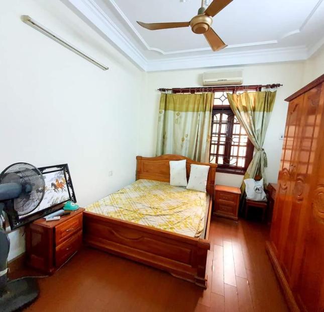 Bán nhà Ngõ 116 Nguyễn Xiển, sát phố, ô tô, kinh doanh, ở ngay, 62m*5T, nhỉnh 12 tỷ