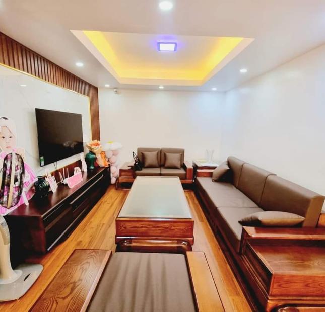 Bán nhà đẹp Ngõ 144 Quan Nhân, ngõ thông gần phố, sổ đẹp, tặng full đồ, 55m2*5T, 7 tỷ 