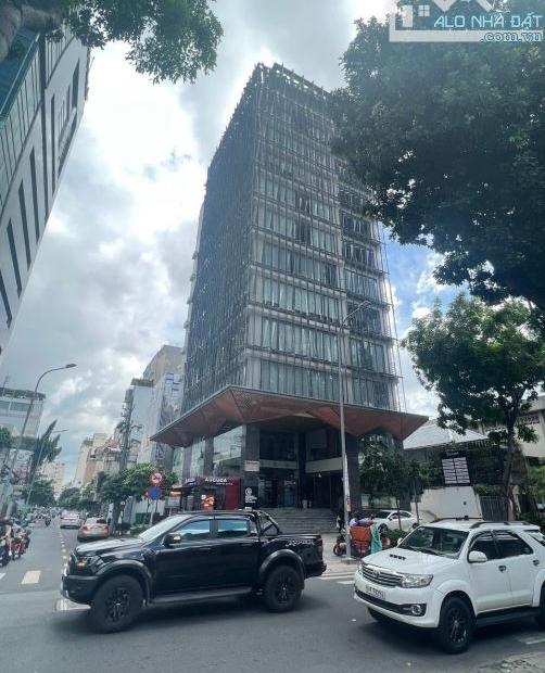 Bán cao ốc văn phòng Level A, Nguyễn Đình Chiểu, 20mx26.5m, 2 hầm 15 tầng, Quận 1. Gía 1.100 Tỷ 