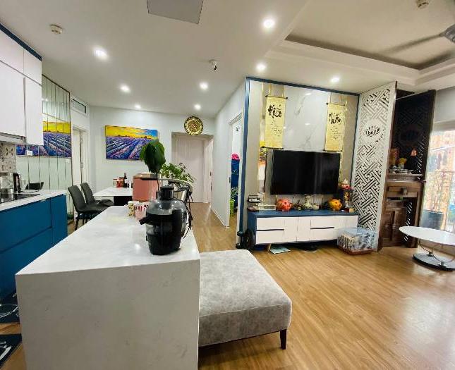 Bán chung cư Nghĩa Đô, 100 m2, 3 ngủ, 2 vệ sinh, căn góc view đẹp, 4.85 tỷ