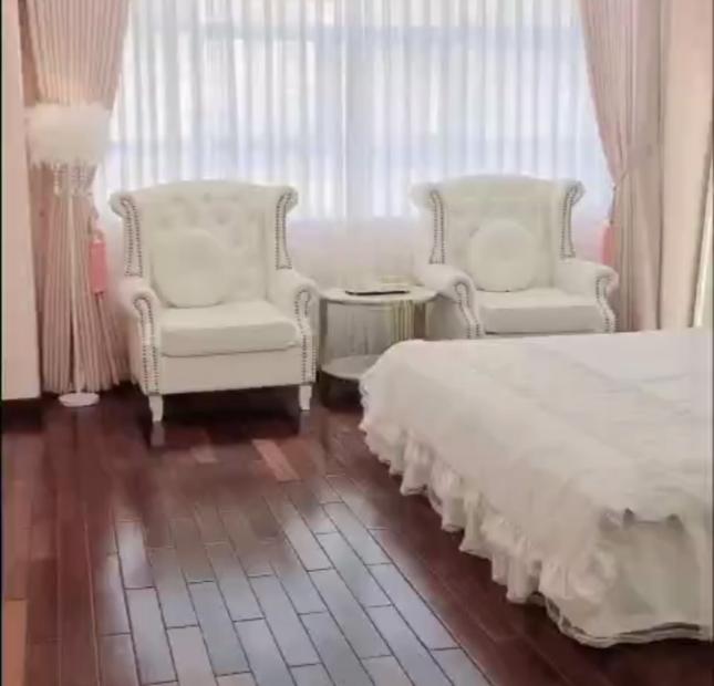 Bán nhà 1trệt 2lầu. Ngay chợ Bình Triệu, P. Hiệp Bình Chánh, dt 86 m² Giá 9,9 tỷ