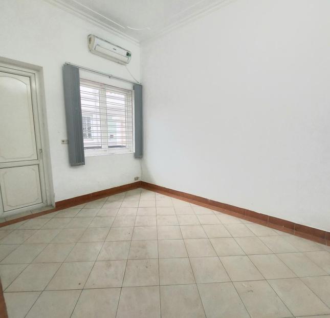 Nhà phân lô Lạc Trung 45m2 x 4tầng, mt 5m, oto đỗ cửa, làm Vp, 15tr/th