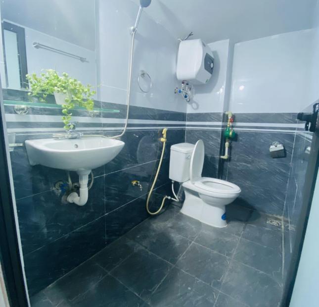 Bán tòa CCMN MSYX8710. Tân Triều-Thanh Trì,  55m2, 18P khép kín, full nội thất, doanh thu 75tr/th. Lh 0984672007