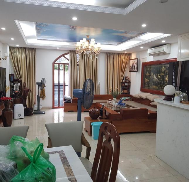 Bán nhà ngõ 134 Lê Trọng Tấn, gara 2 ô tô, sân vườn trước sau, 145m, 23 tỷ