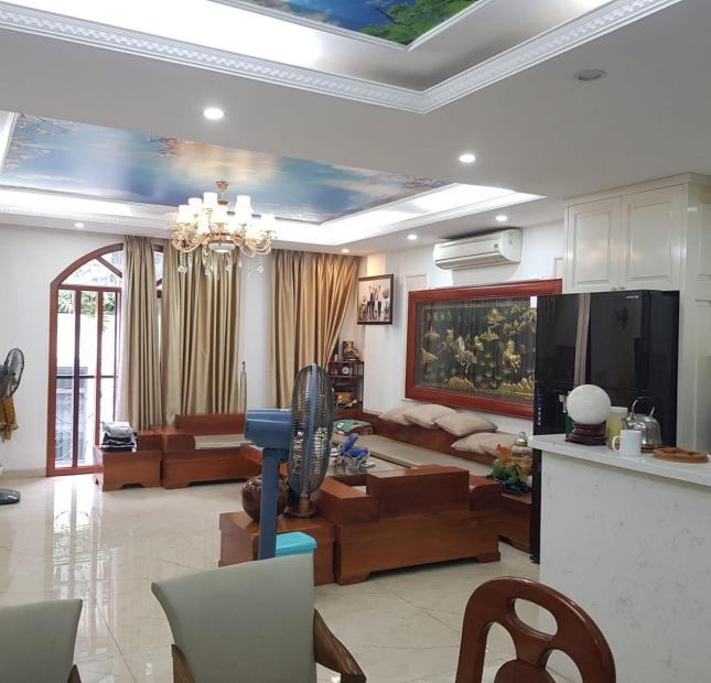 Bán nhà ngõ 134 Lê Trọng Tấn, gara 2 ô tô, sân vườn trước sau, 145m, 23 tỷ