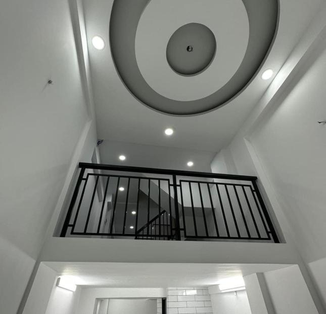Bán nhà 30m2 Lý Thái Tổ P9 Q10 - Vài căn ra mặt tiền. Hẻm xe hơi gần Bệnh viện Nhi Đồng 1