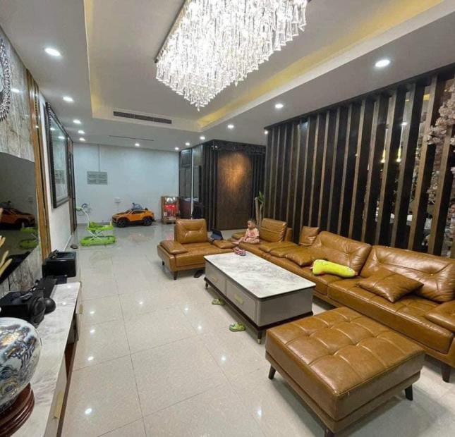 SIÊU PHẨM PENTHOUSE CC NAVITA THỦ ĐỨC - 4 PN MASTER - 200M2 SÀN - CHỦ GẤP BÁN TẶNG TOÀN BỘ NỘI THẤT.