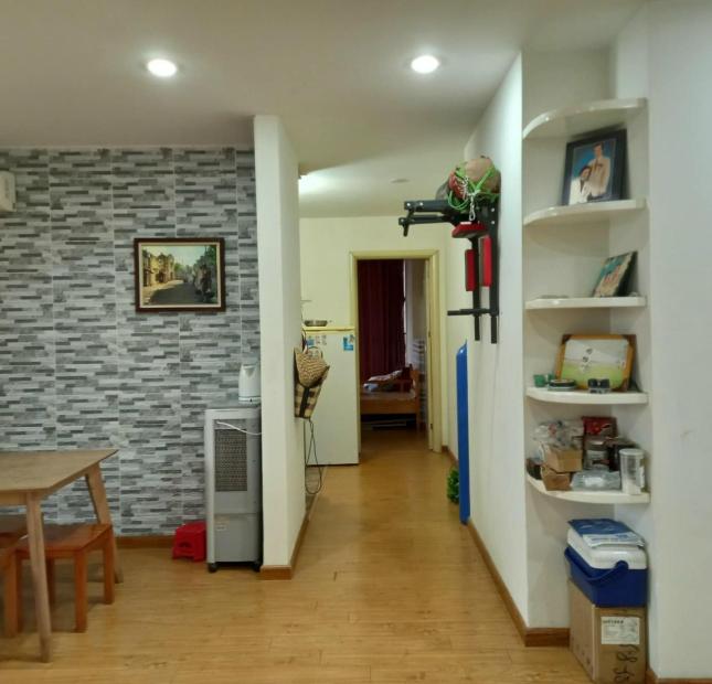 CHUNG CƯ F4 - 112 TRUNG KÍNH - LÔ GÓC - 2 NGỦ 2 WC - TẦM TIỀN NHIỀU KHÁCH QUAN TÂM. 